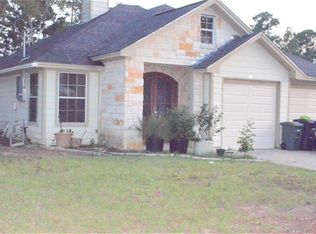 407 Beto St, Huntsville, TX 77340