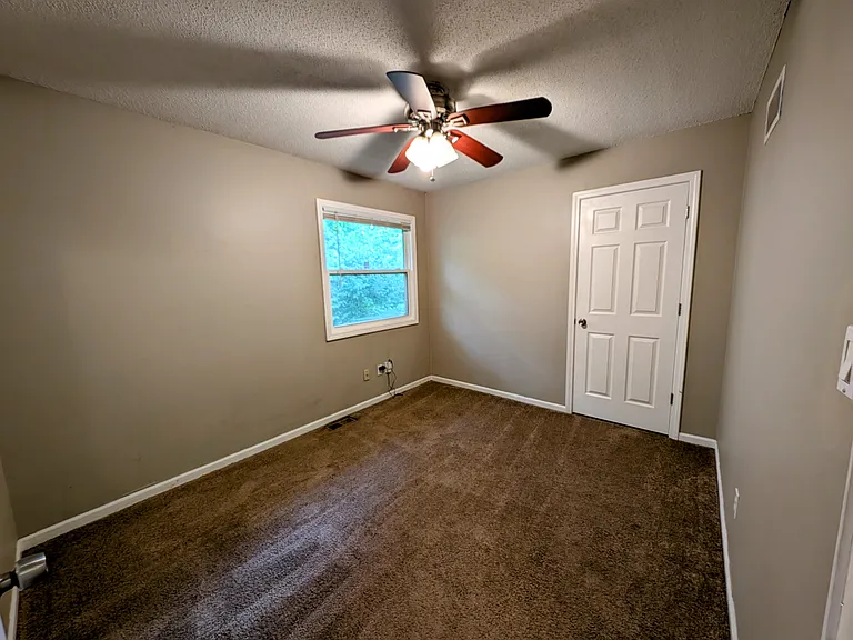 3518 State Line Rd — Photo 19