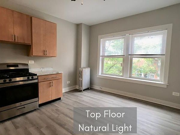 1st image of 1101 W Granville Ave APT 2