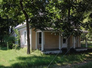 303 Avenue 1 NE, Atkins, AR 72823