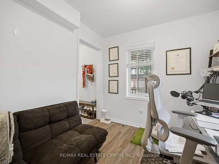 254 Septimus Hts — Photo 37