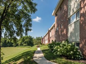 Barclay Square Apartments