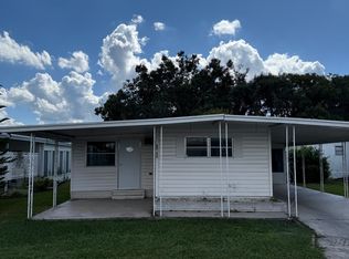 37028 Lois Ave, Zephyrhills, FL 33542