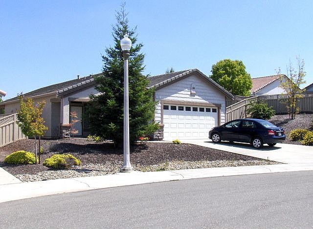 1st image of 455 Hopkins Ct