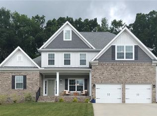 359 Meadowfield Run, Clemmons, NC 27012