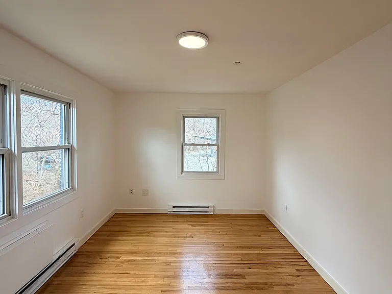 35 Springside Ave #2B — Photo 18