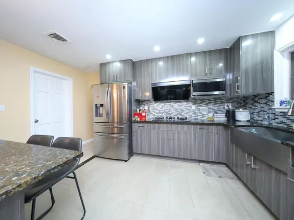 70-07 171st Street image 18 of 32