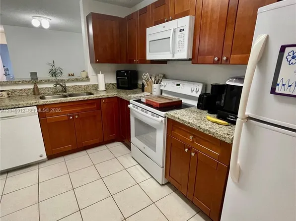 11229 W Atlantic Blvd APT 101, Pompano Beach, FL 33071