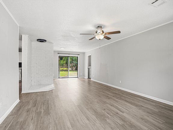 5th image of 4466 Mixedwood Dr