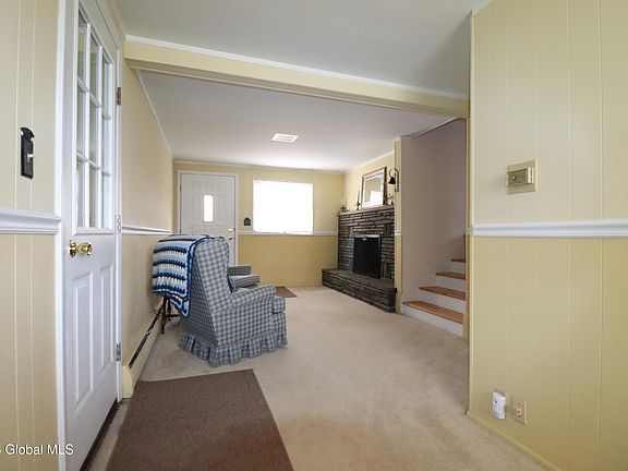 5th image of 412 Sharon Drive