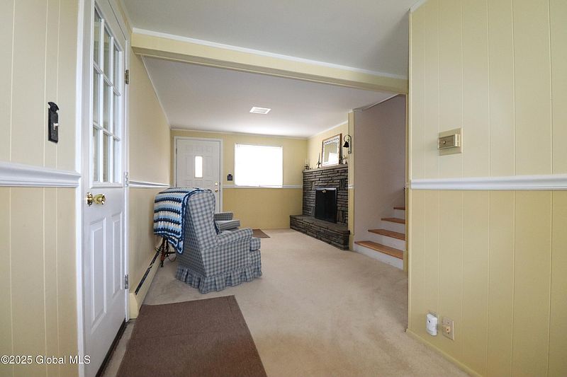 5th image of 412 Sharon Drive