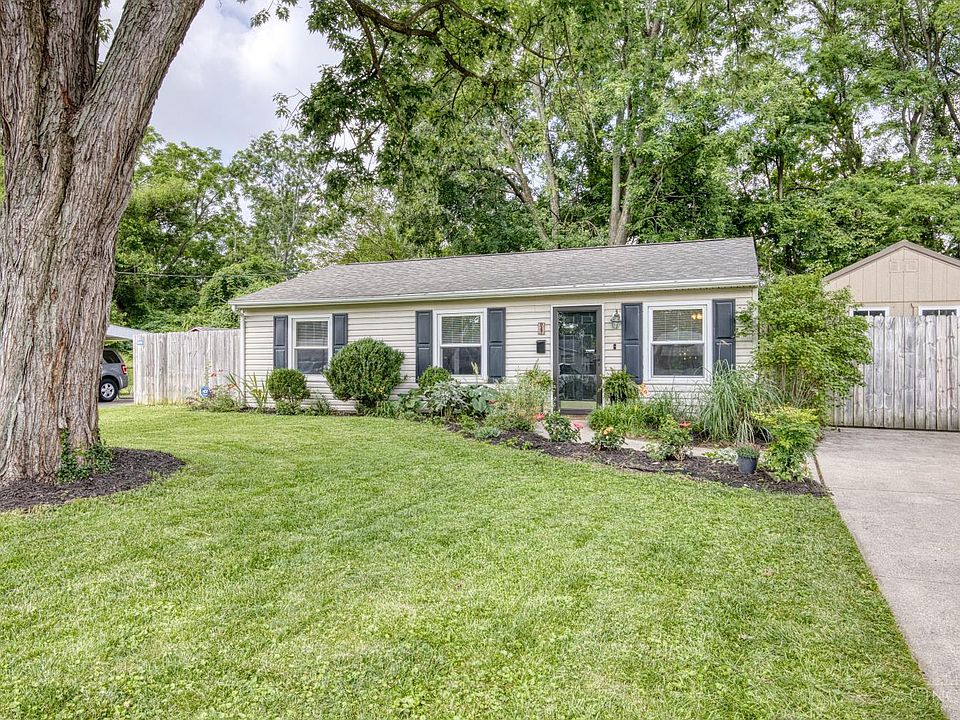 1st image of 947 Stratford Pl