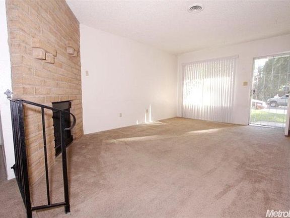 2nd image of 6528 Mauana Way