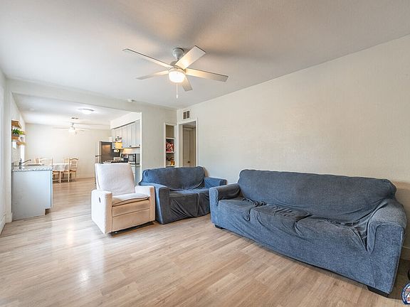 4th image of 158 W E St #156