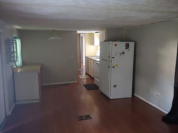 3rd image of 7222 Thomas Jefferson Cir W