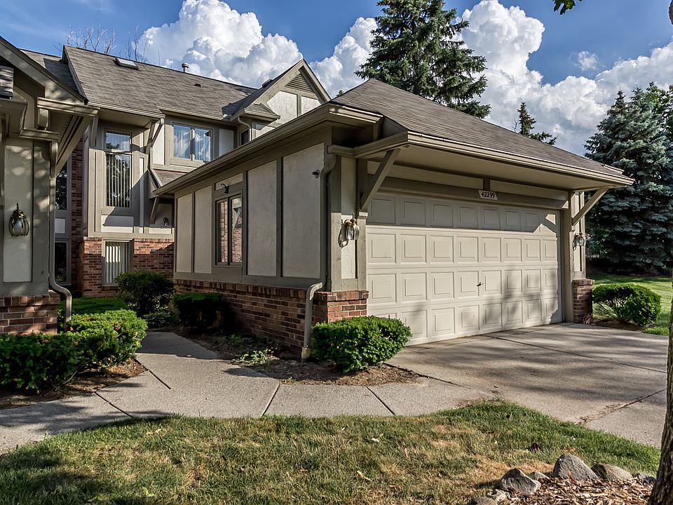 1st image of 42299 Saratoga Cir #7