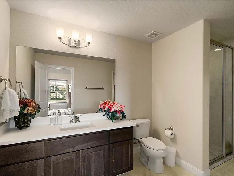 7 Valley Cottage Pl — Photo 44