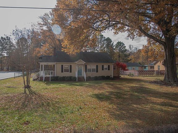 3rd image of 904 Ninety Six Hwy