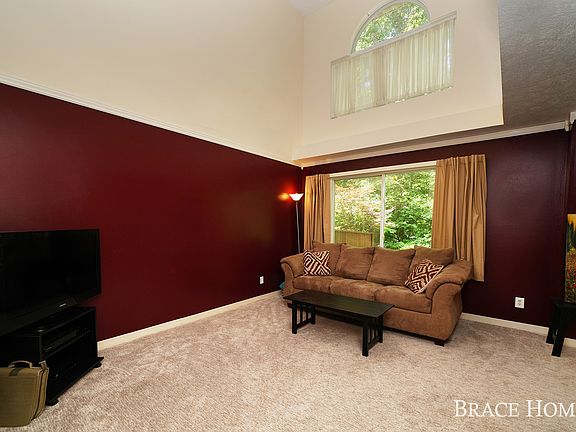 3rd image of 4656 Eastern Ave SE