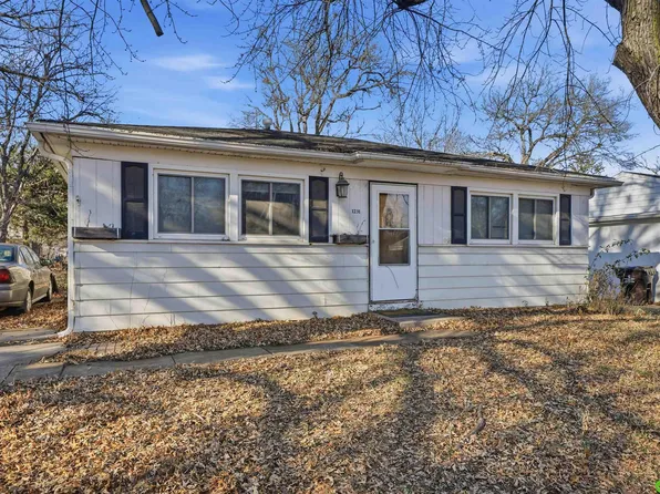 1231 N 54th St, Lincoln, NE 68504