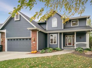5600 Kensington Cir, Johnston, IA 50131