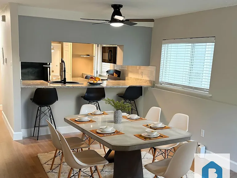 Cottonwood Creek Apartments — Photo 20