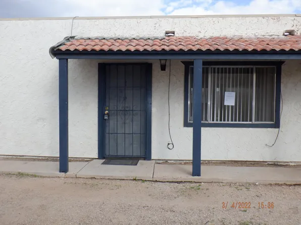 1535 E 29th Ave APT 3, Apache Junction, AZ 85119