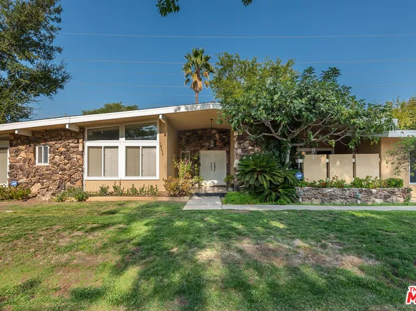 18653 Palomino Dr, Tarzana, CA 91356