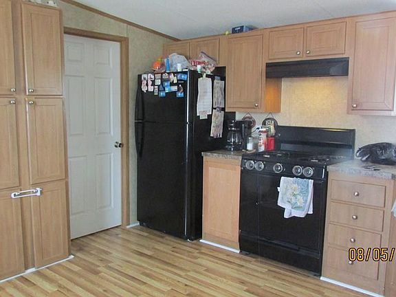 3rd image of 1050 Natalie St
