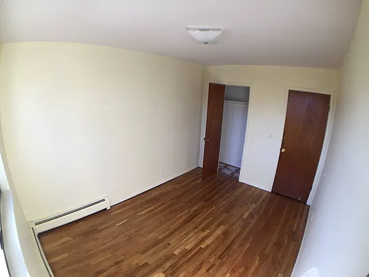 Rented by Chase Global Realty Corp | media 16