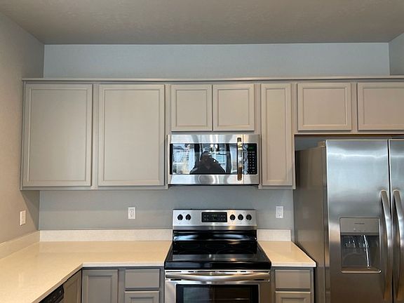 5th image of 6077 N Tarako Ave #2B-2BA-1436SQFT