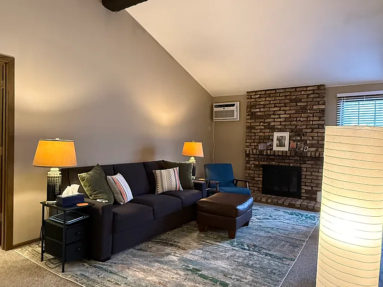 928 Westbrooke Way #5 — Photo 6