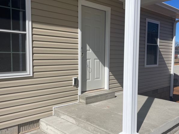 303 Camptown Rd #C