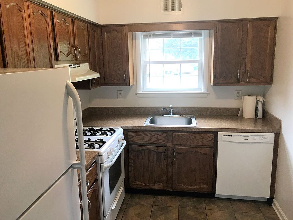 Briar Knoll Apartments 1255 Route 166 Toms River NJ Zillow