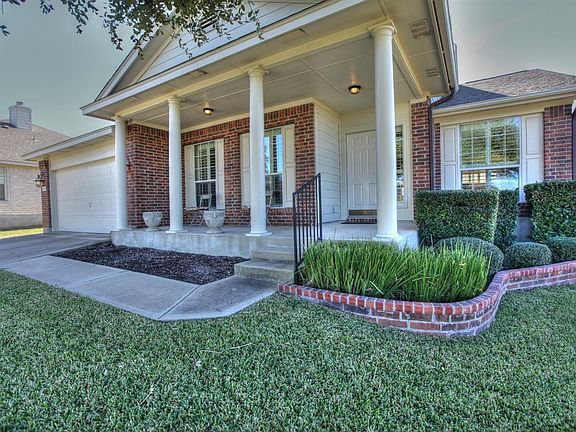3rd image of 14305 Padbrook Park Cv