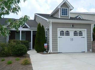 22 Hillhouse Ln, Ringgold, GA 30736