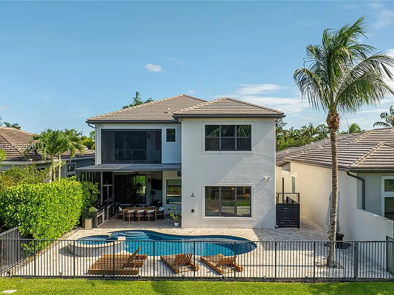 9529 Eden Roc Ct — Photo 61