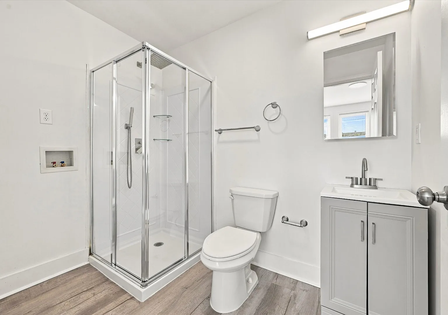 2910 N Woodstock St - 2910 N Woodstock St, Philadelphia, PA 19132 UNIT 1 — Photo 3