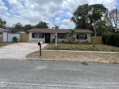 7212 SW 4th St, Pompano Beach, FL, 33068