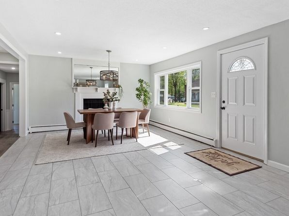 8 Bliss Rd, Bellingham, MA 02019