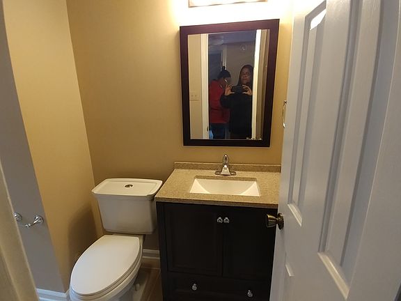 4th image of 7613 Chatham Cir