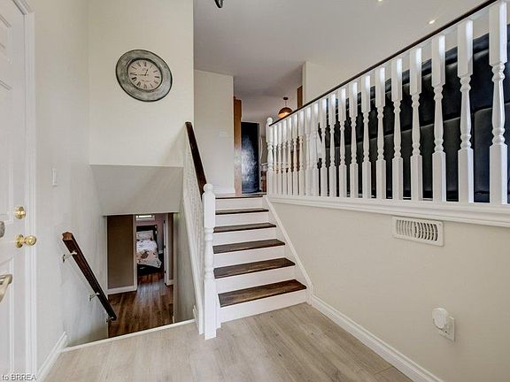 4th image of 50 Dowden Ave