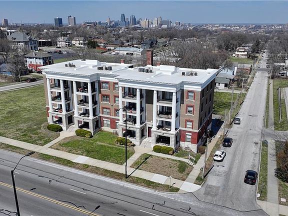 2nd image of 1614 E Linwood Blvd