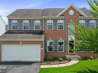 76 Water Course Dr, Ranson, WV 25438