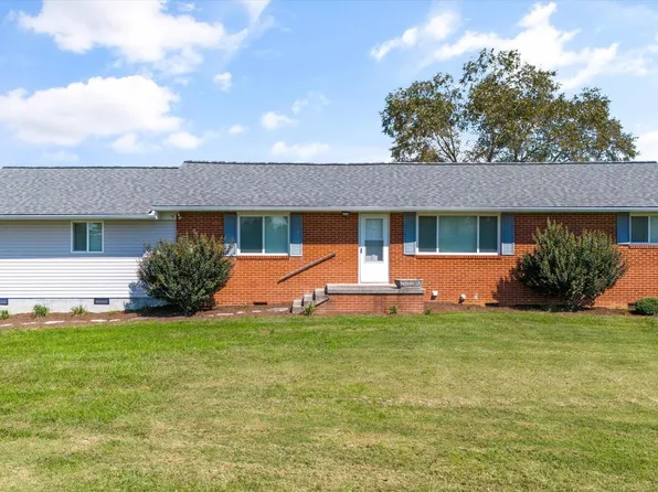 9821 E Emory Rd, Corryton, TN 37721