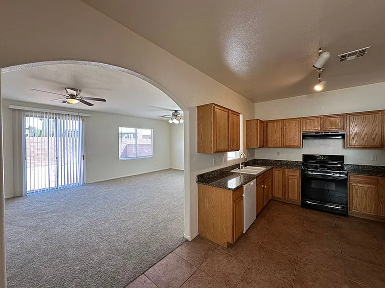 6386 Pronghorn Ridge Ave — Photo 23