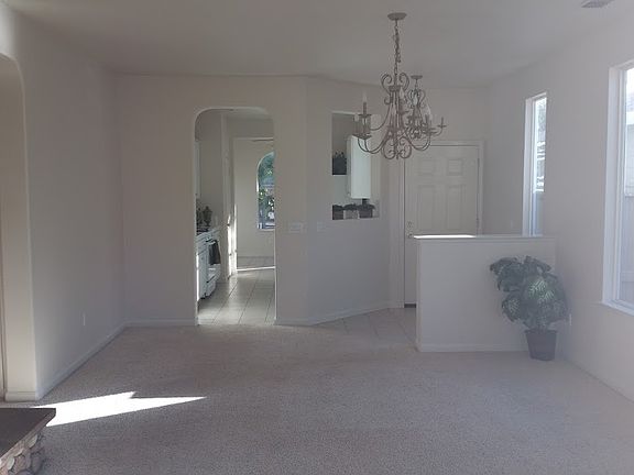 4th image of 2351 Ryedale Ln