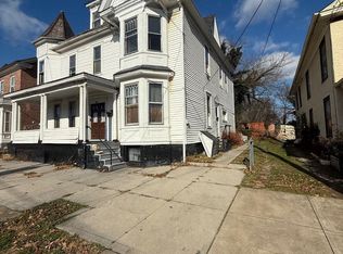 316 W Martin St APT B, Martinsburg, WV 25401