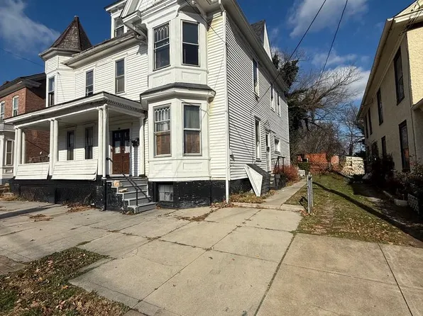316 W Martin St, Martinsburg, WV