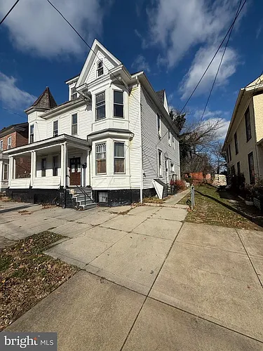 316 W Martin St #B Photo 1